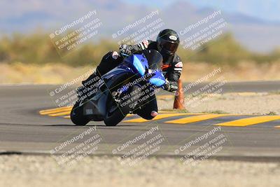 media/Oct-09-2022-SoCal Trackdays (Sun) [[95640aeeb6]]/Turn 15 (150pm)/